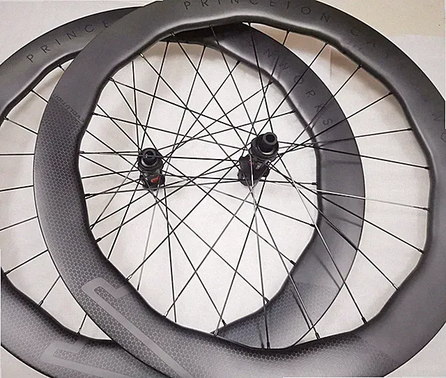 Carbon Fiber Road Bike Wheelset Clincher Width 31mm 6560 Ceramic Ratchet 36T