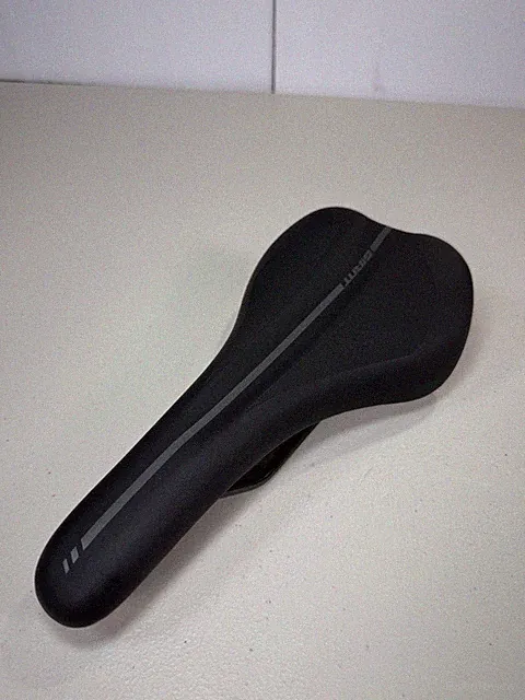 Giant MTB Bike Saddle 275/140mm Black Road Comfort Hybrid Gravel Excellent Seat