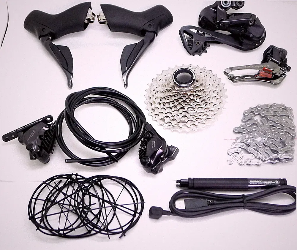 Shimano Ultegra Di2 R8150 R8170 Disc 12 Speed Electronic Group Set
