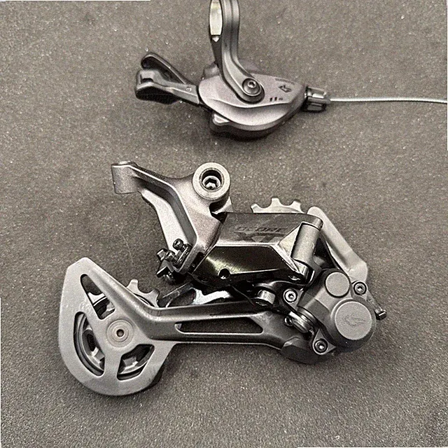 Shimano Xt M8130 Right Rear Shifter And Derailleur Sgs 11 Speed Linkguide (NW)