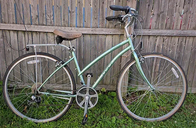 ✨VINTAGE✨ GT Windstream Woman's Cruiser Bike Bicycle w/ Shimano Parts